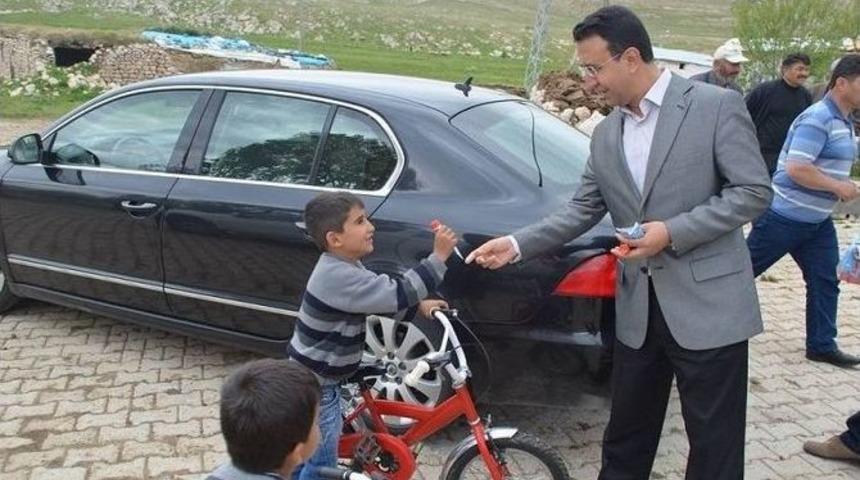 G&uuml;r&uuml;n Kaymakamı &Ouml;zdemir K&ouml;y Ziyaretlerinde Bulundu