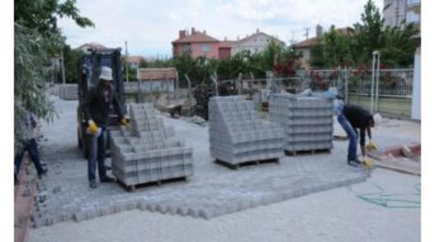 Belediye Sert Zemin &Ccedil;alışmalarını S&uuml;rd&uuml;r&uuml;yor