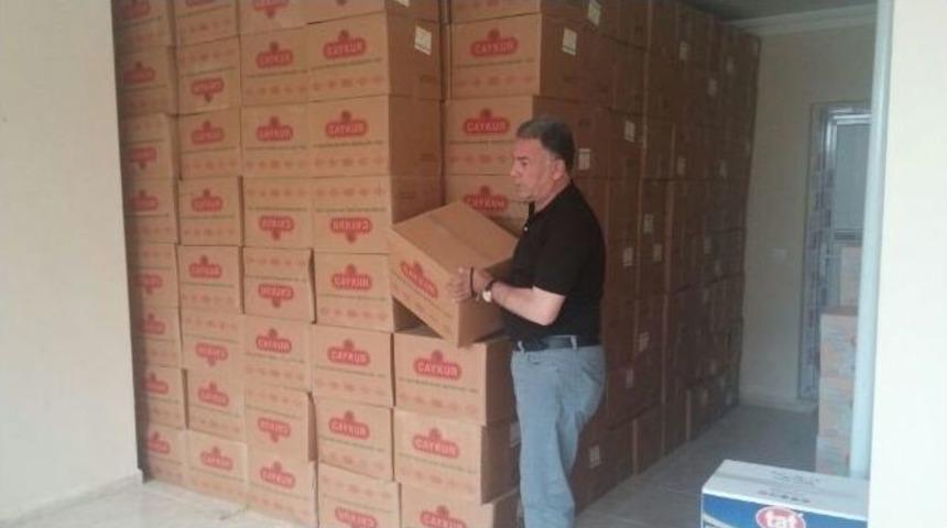 Ak Parti&rsquo;den 200 Aileye Gıda Yardımı