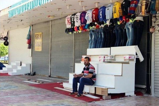 Alanya Esnafı Turist Duasına Çıktı