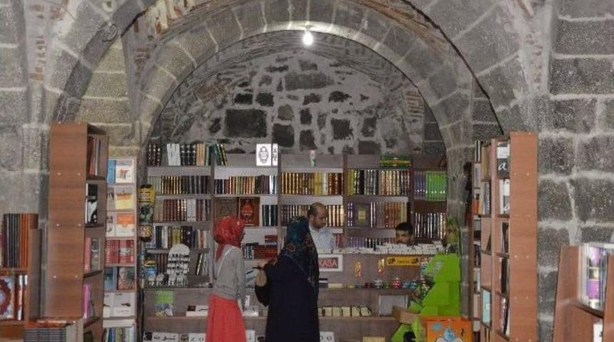 Dini Kitaplara Ramazan Rağbeti