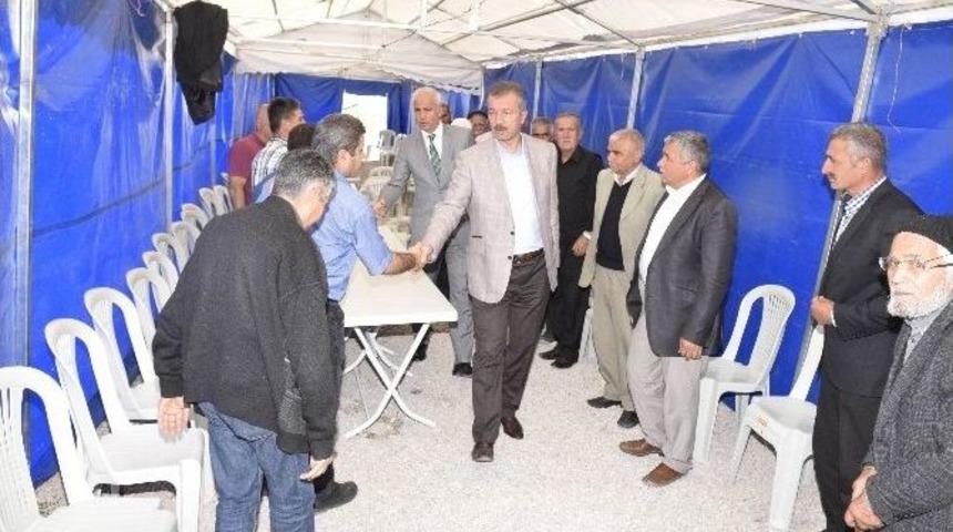 &Ouml;zt&uuml;rk Ve Ak&ccedil;ay&rsquo;dan Şehit Ailesine Ziyaret