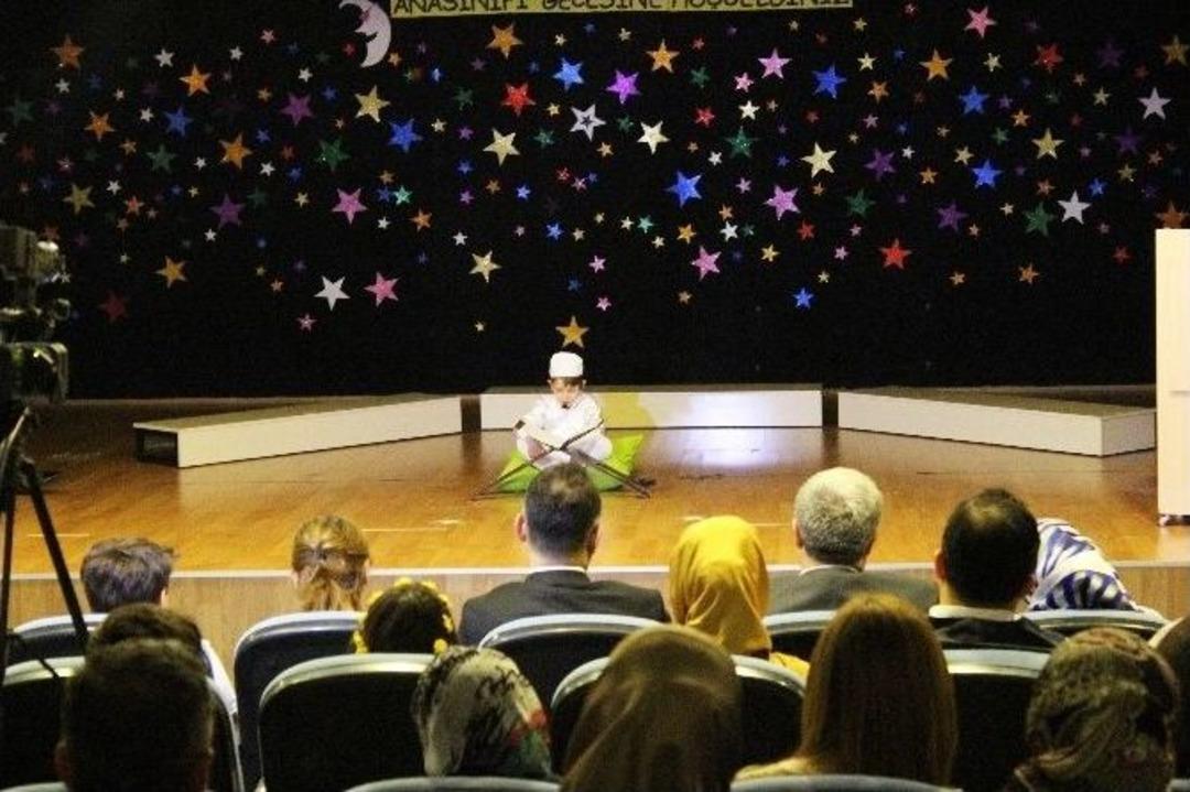 Anaokulu &Ouml;ğrencilerinin G&ouml;sterisi Beğeni İle İzlendi