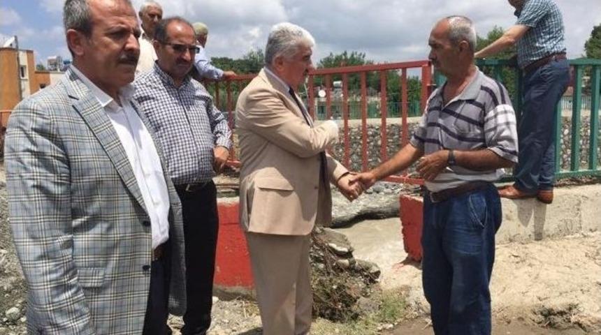 Ak Parti Milletvekili Türkoğlu, Dörtyol’da Sel Bölgesini Ziyaret Etti