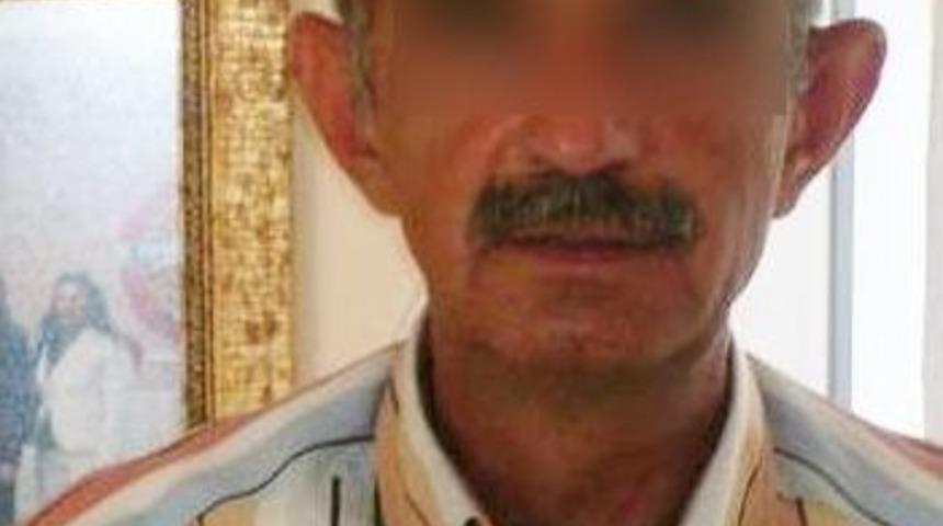 Kız &Ouml;ğrencileri Taciz Ettiği İddia Edilen &Ouml;ğretmen Tutuklandı