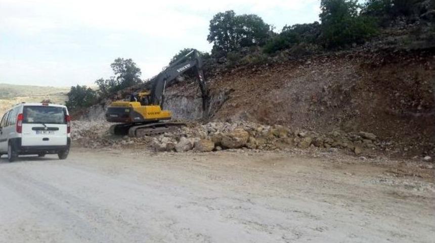 Tut Karayolunda &Ccedil;alışmalar Devam Ediyor