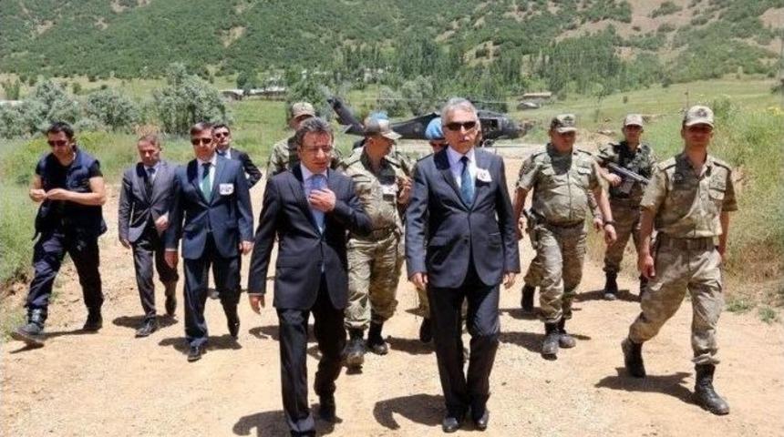 Hakkari Valisi Toprak, Şemdinli İl&ccedil;esine Ziyarette Bulundu