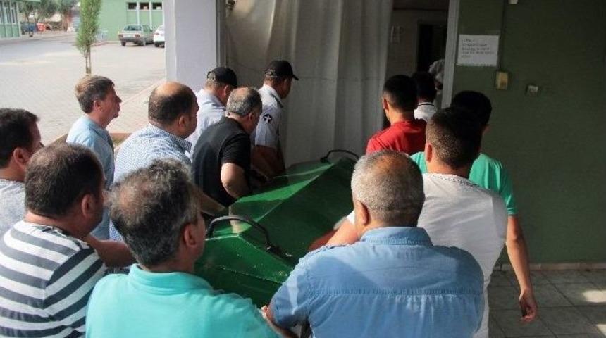 Şehidin Yakınları Mezarlıkta G&ouml;zyaşlarına Boğuldu