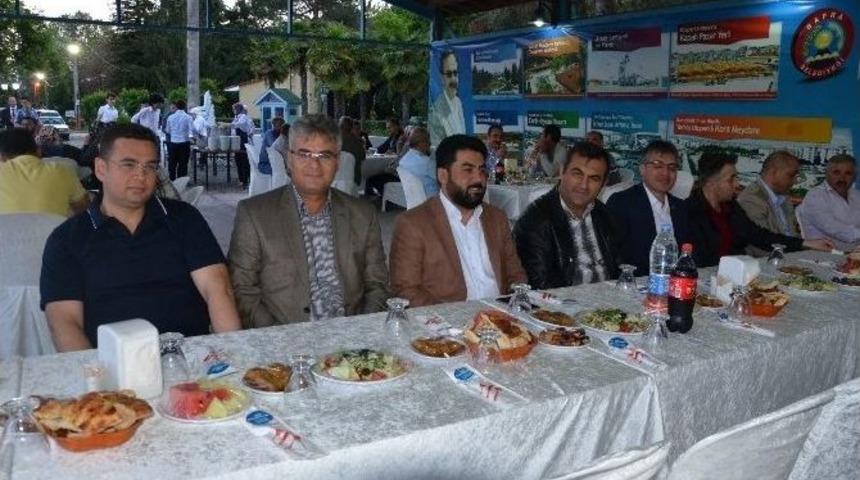 Kırmızı Et &Uuml;reticileri İftarda Buluştu