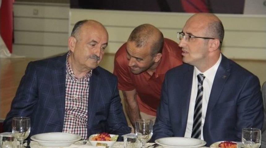 Ak Parti Genel Başkan Yardımcısı Müezzinoğlu Kocaeli’de