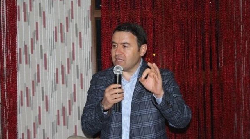 Vali Işın, Muhtarlarla İftarda Bir Araya Geldi