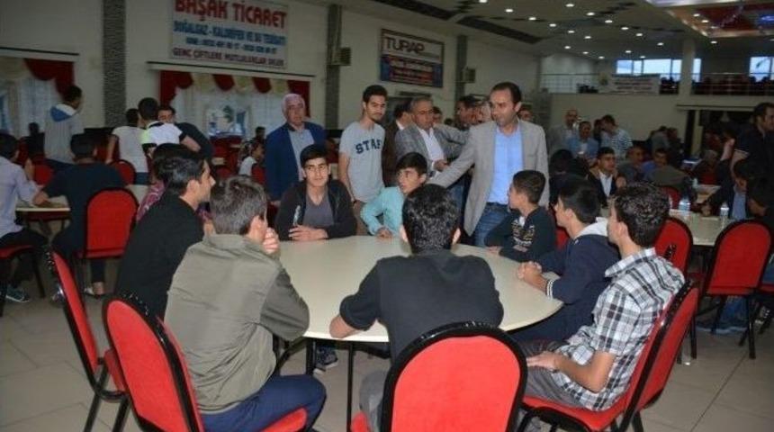 Kaymakam Erkan İftarını Vatandaşlarla Birlikte A&ccedil;tı
