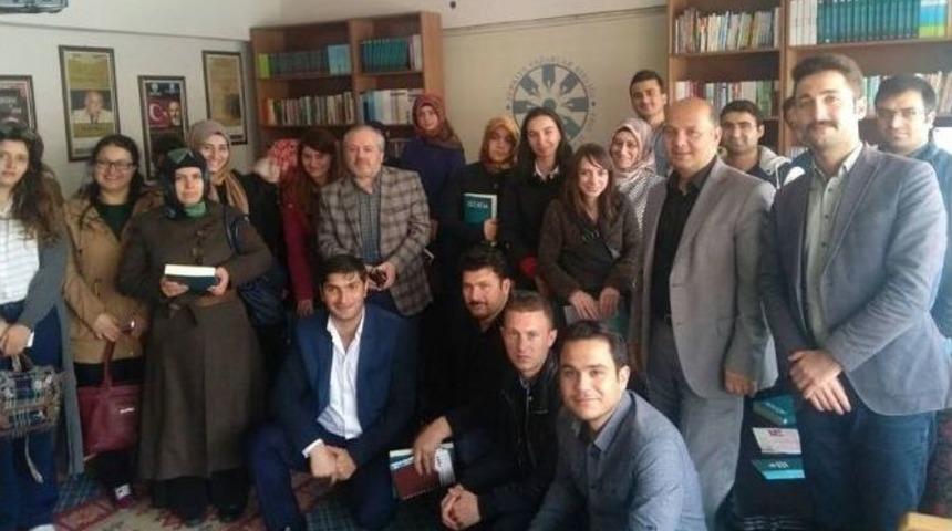 T&uuml;rkiye Yazarlar Birliği Erzurum Şubesi Aday &Ouml;ğretmenleri Misafir Etti