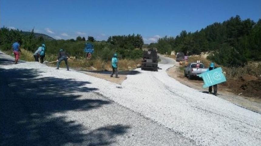Soma Ve Kırkağa&ccedil;&rsquo;a Toplam 17 Kilometrelik Asfalt