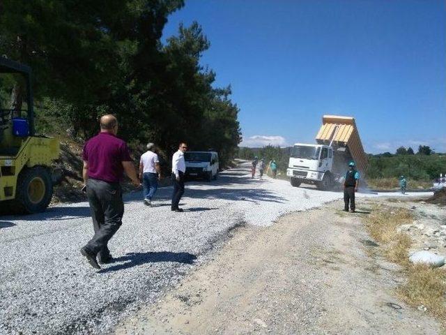 Soma Ve Kırkağaç’a Toplam 17 Kilometrelik Asfalt