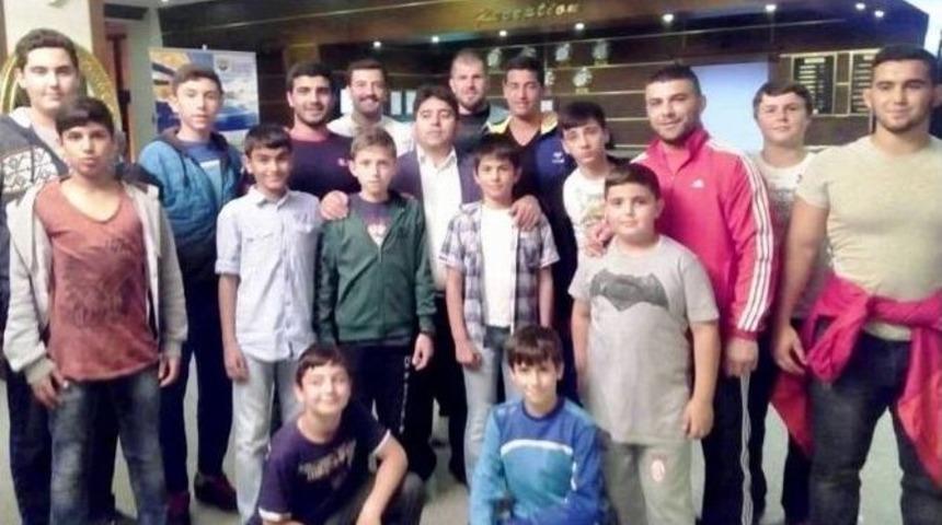 Nurullah Kaya’dan Sporculara İftar