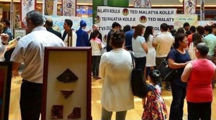 &Ouml;ğrencilerin Bir Yılda Hazırladıkları &Ccedil;alışmalar Sergilendi