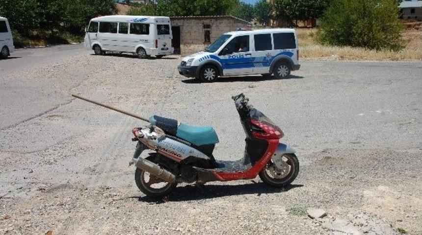 Sahibi Belirlenemeyen Motosiklet Otoparka &Ccedil;ekildi