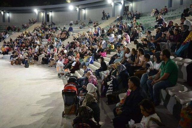 Kahraman Tazeoğlu Yıldırım’da Unutulmaz Bir Gece Yaşattı 1