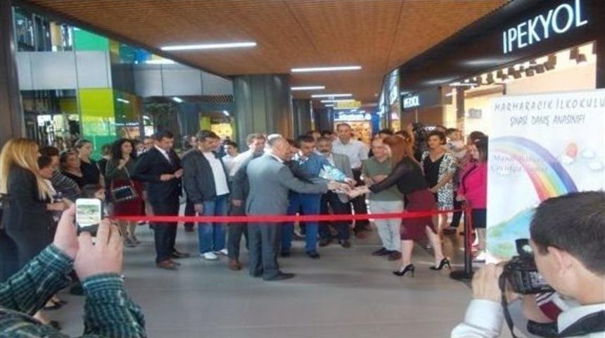 Miniklerden Yıl Sonu Sergisi