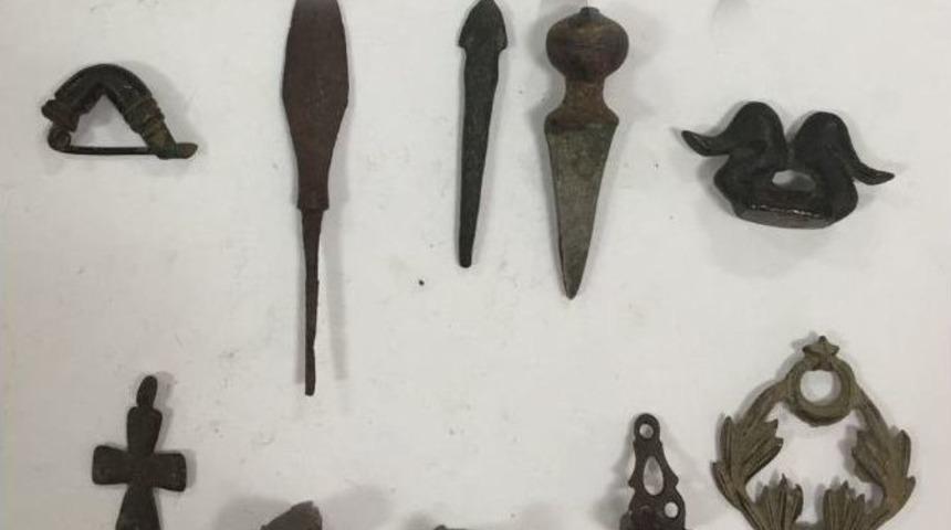 Bursa&rsquo;da 152 Adet Roma Ve Bizans D&ouml;nemine Ait Tarihi Eser Ele Ge&ccedil;irildi