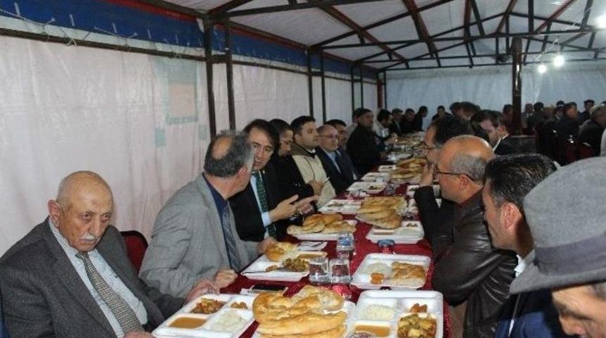 Milletvekili Aydemir İftarda Horasanlı Vatandaşlarla Buluştu