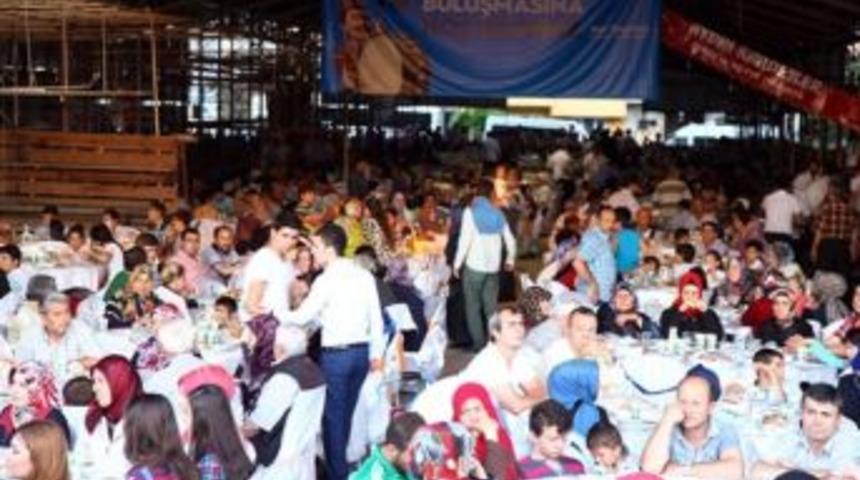 G&ouml;n&uuml;l Sofraları Kaynarca&rsquo;da Kuruluyor