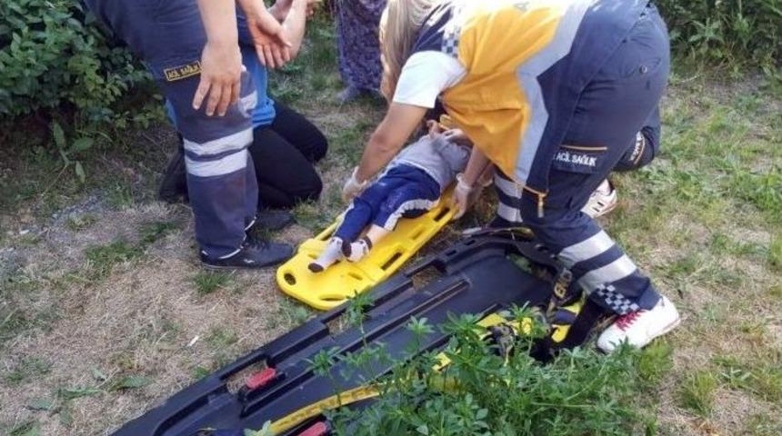 Balkondan D&uuml;şen İki Yaşındaki &Ccedil;ocuk Yaralandı