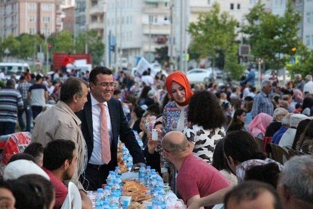 Atakumlular Mimar Sinan’da İftar Açtı