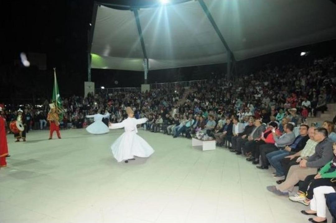 &Ccedil;an&rsquo;da Mehteran G&ouml;sterileri Coşkuyla İzlendi