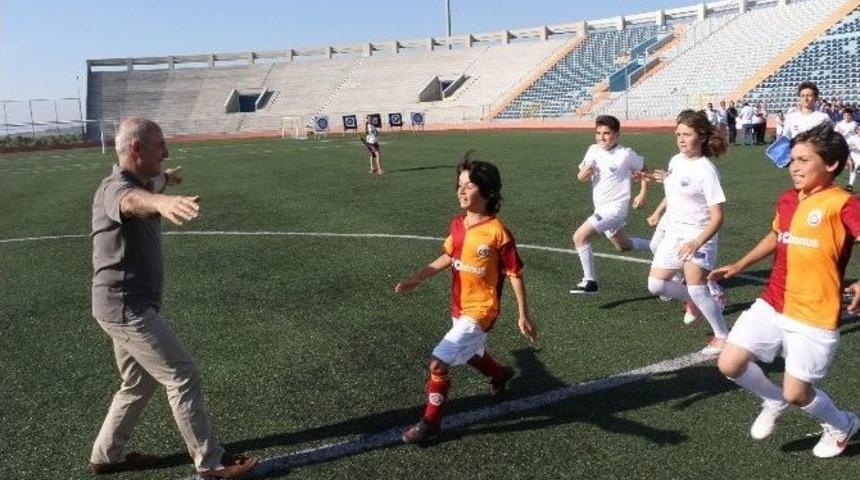 B&uuml;y&uuml;k&ccedil;ekmeceli &Ccedil;ocukları Spor Dolu Bir Yaz Tatili Bekliyor