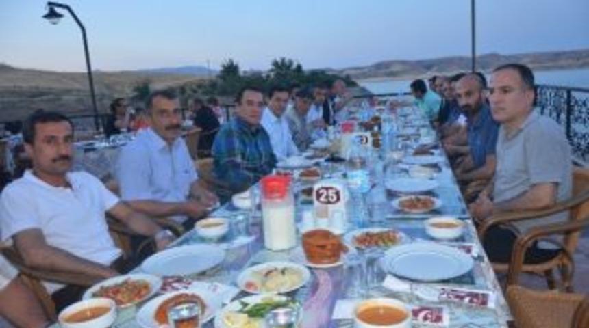 Kahta Basını İftar Yemeğinde Bir Araya Geldi