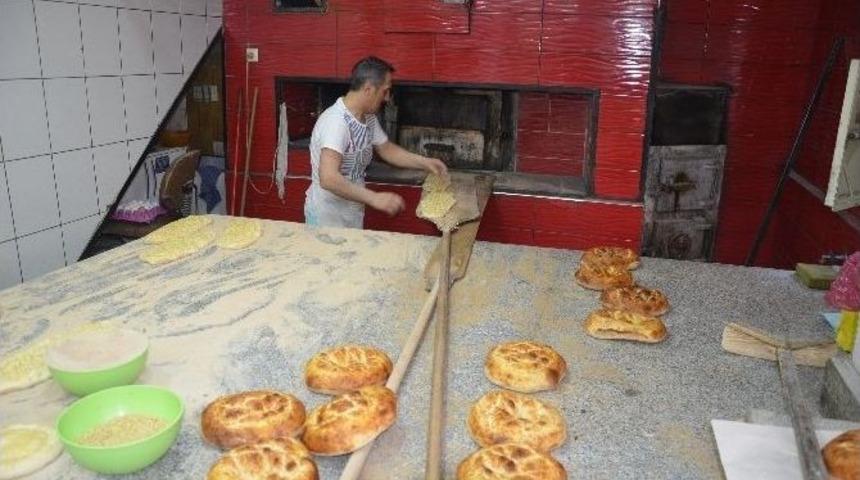 Ustaların Ramazan&rsquo;da Sıcakla İmtihanı