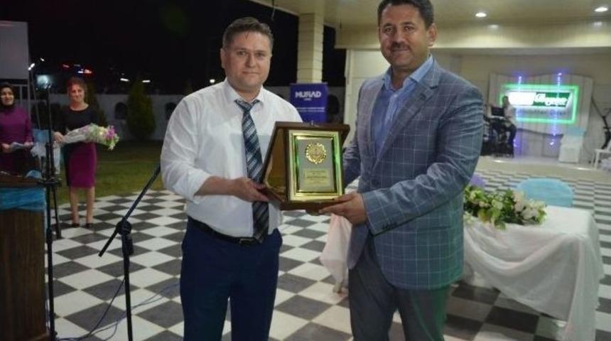 M&uuml;siad İzmir Ailesi İlk İftar Yemeğini Verdi