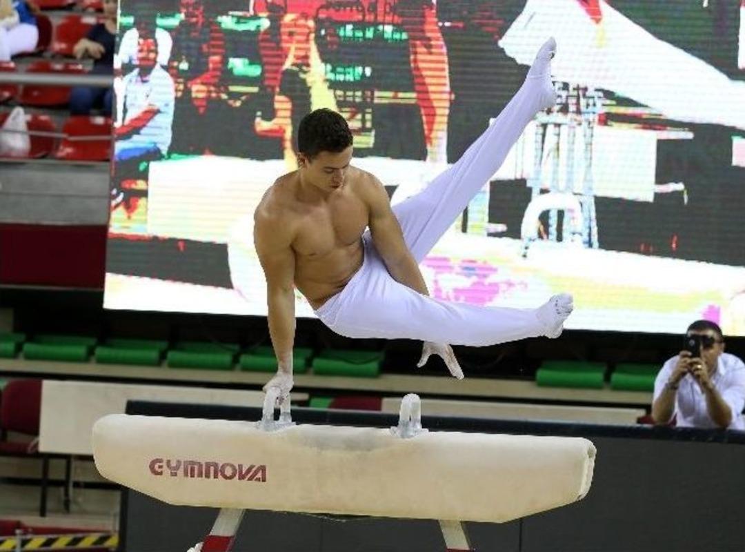 Cimnastik&ccedil;ilerden Muhteşem Ş&ouml;len