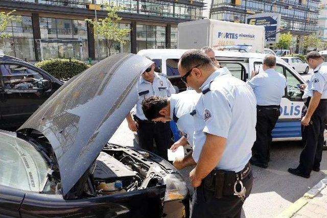 Çalıntı Plakalı Araç Polisi Harekete Geçirdi