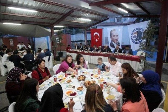 Başkan Altınok Öz, Şehit Aileleri Gaziler Ve İlçe Protokolü İle Gönül Sofrasında Buluştu