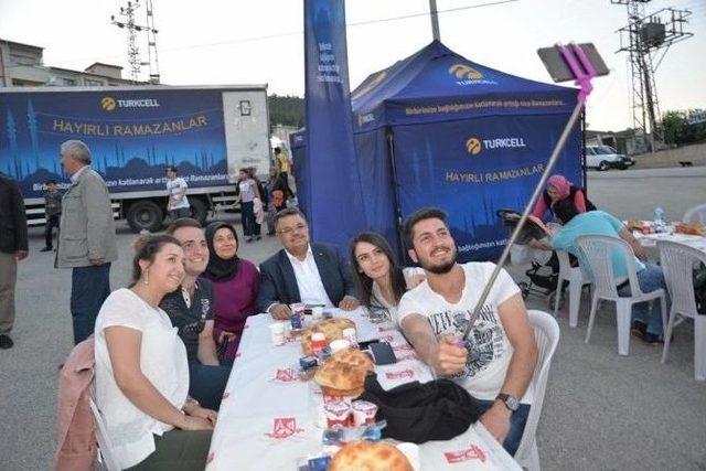 Sevgi Ve Kardeşlik Sofrası Bu Kez Osmangazi Mahallesinde Kuruldu