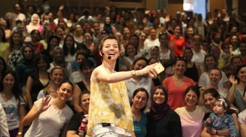 Şermin Çarkacı’ya Antalyalılardan Yoğun İlgi