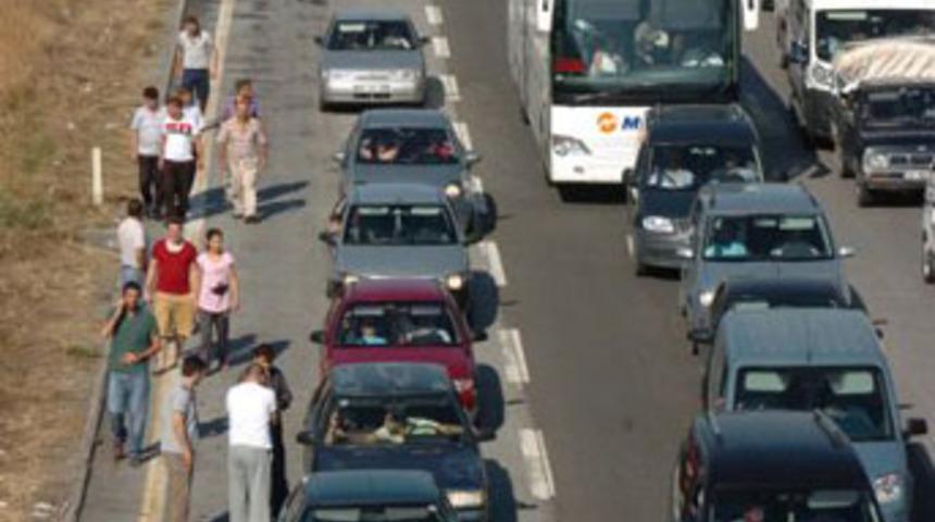 Trafiğin İstanbul'a faturası 5 milyar lira