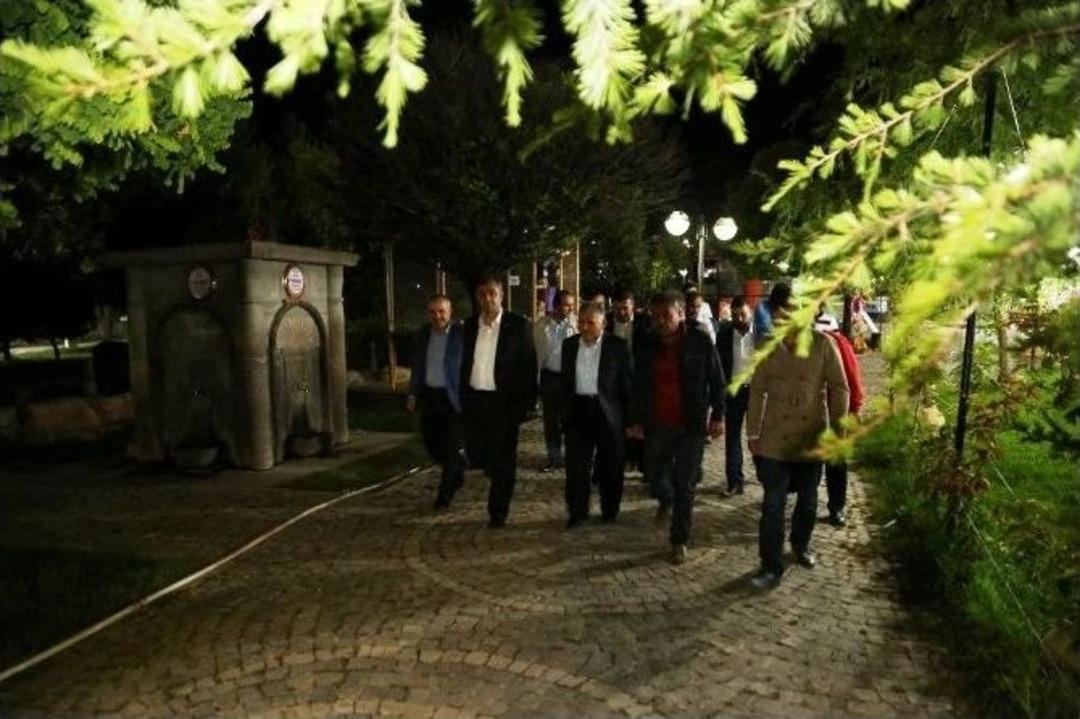 Başkan Memduh B&uuml;y&uuml;kkılı&ccedil;