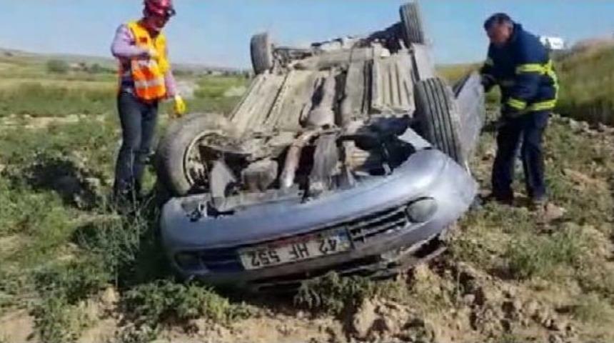 Aksaray&rsquo;da İki Otomobil &Ccedil;arpıştı: 8 Yaralı