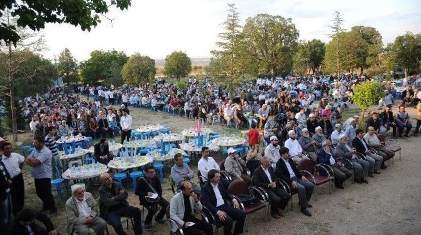 Ladikli Ahmet H&uuml;dai Hazretleri Anıldı