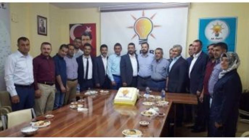 Tanrıver Ve Y&ouml;netim Kurulu &Uuml;yelerinden Ak Parti Avanos Teşkilatı&rsquo;na Hayırlı Olsun Ziyareti