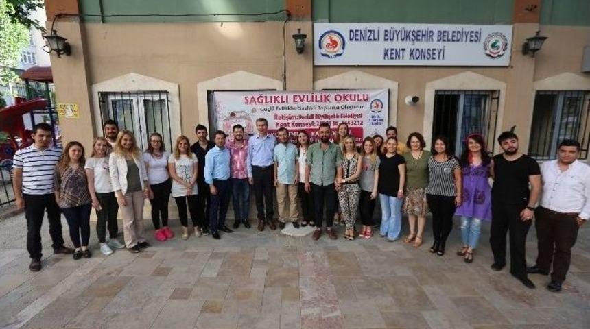 Evlilik Okulu 28&rsquo;inci D&ouml;nem Mezunlarını Verdi