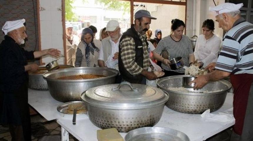 Yalova&rsquo;da 26 Yıldır Devam Eden Gelenek