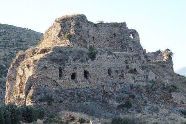 Ammuri Kralının Kalesi Hatay’da Turizme Kazandırılacak