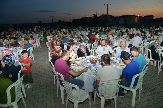 Bozbey Doğanköy’de Ramazan Coşkusuna Ortak Oldu