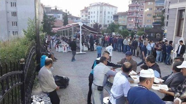 Söğüt’te Geleneksel İftar Çadırı Kurtuldu