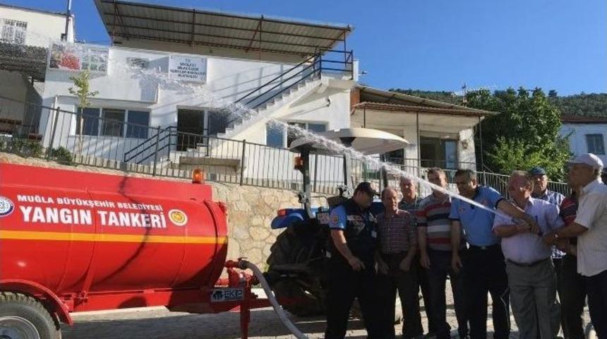 Kırsal Mahallere 92 Yangın S&ouml;nd&uuml;rme Tankeri